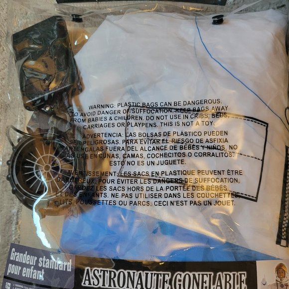 Inflatable Astronaut Costume - Child Standard - Picture 4 of 5